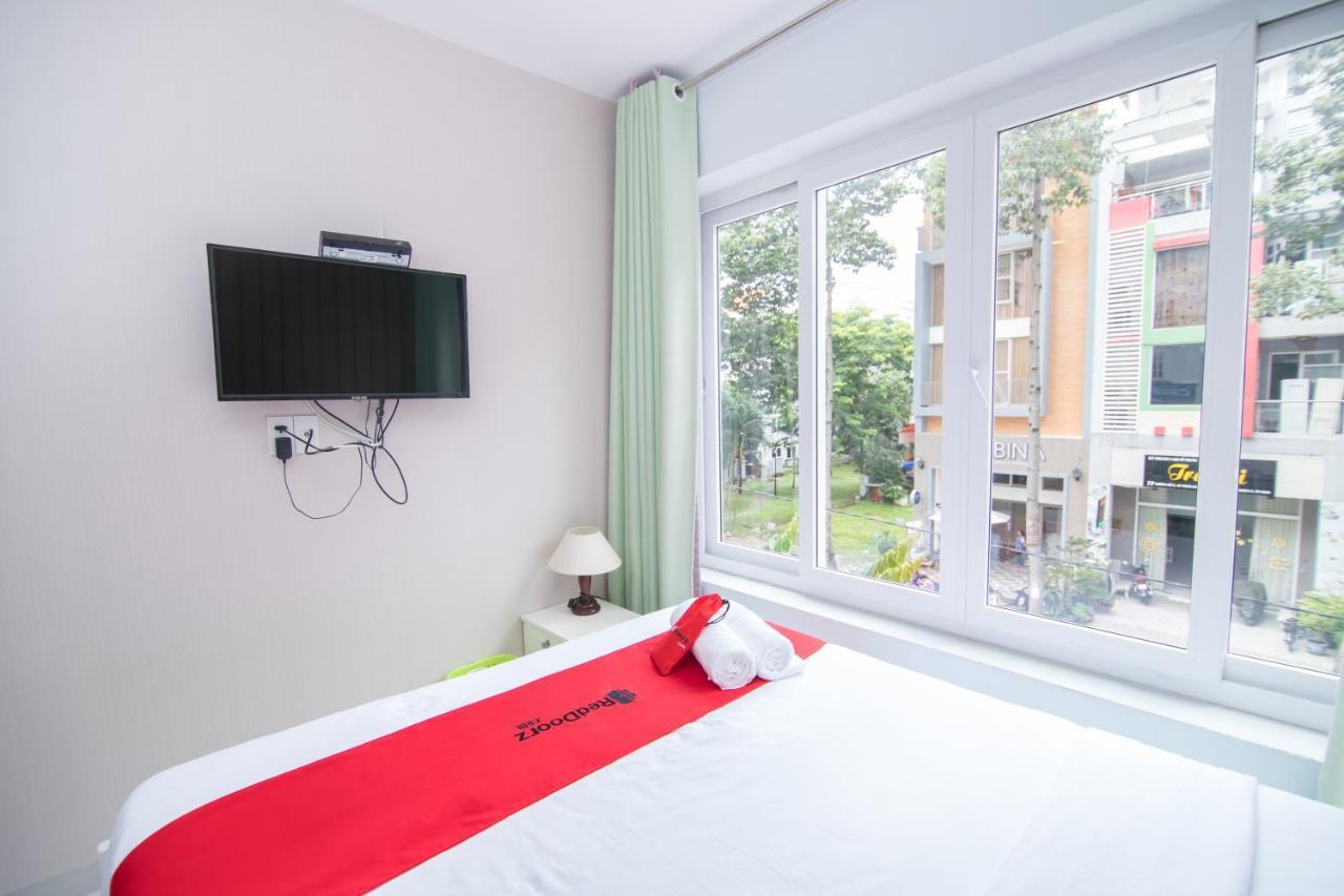 Reddoorz Near Sc Vivocity Mall 2 Ho Chi Minh-staden Exteriör bild