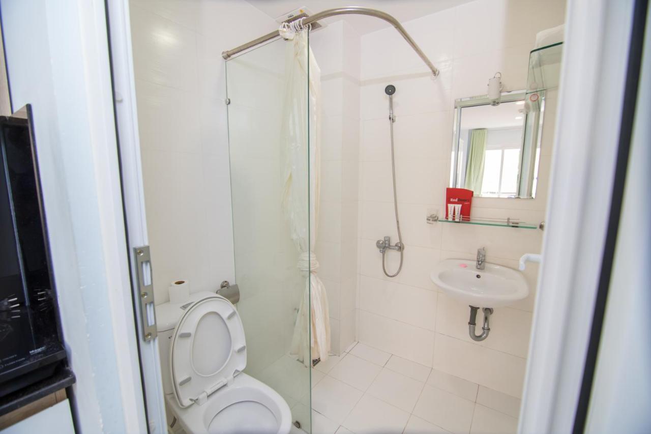 Reddoorz Near Sc Vivocity Mall 2 Ho Chi Minh-staden Exteriör bild